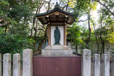 湊川神社 水戸光圀公像