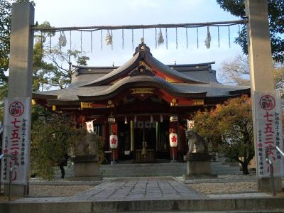 綱敷天満神社 鳥居と拝殿