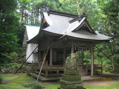 戸神社 拝殿