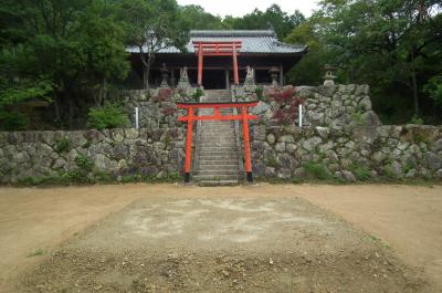 岡稲荷神社 拝殿