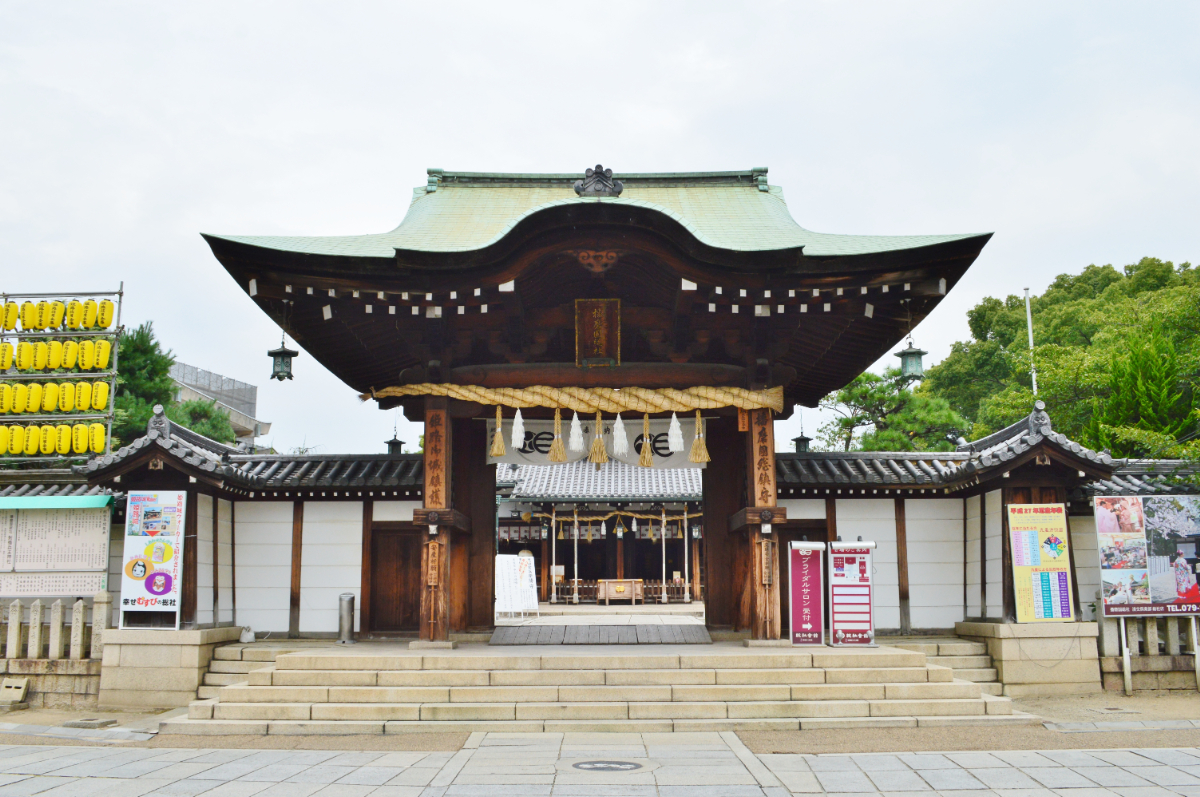 射楯兵主神社 神門
