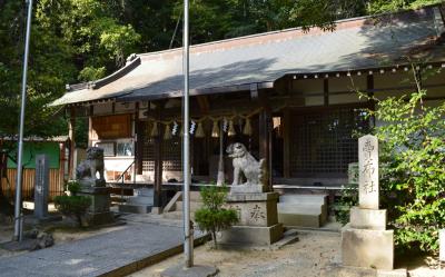 売布神社 拝殿