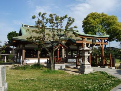 阿閇神社 鳥居と拝殿