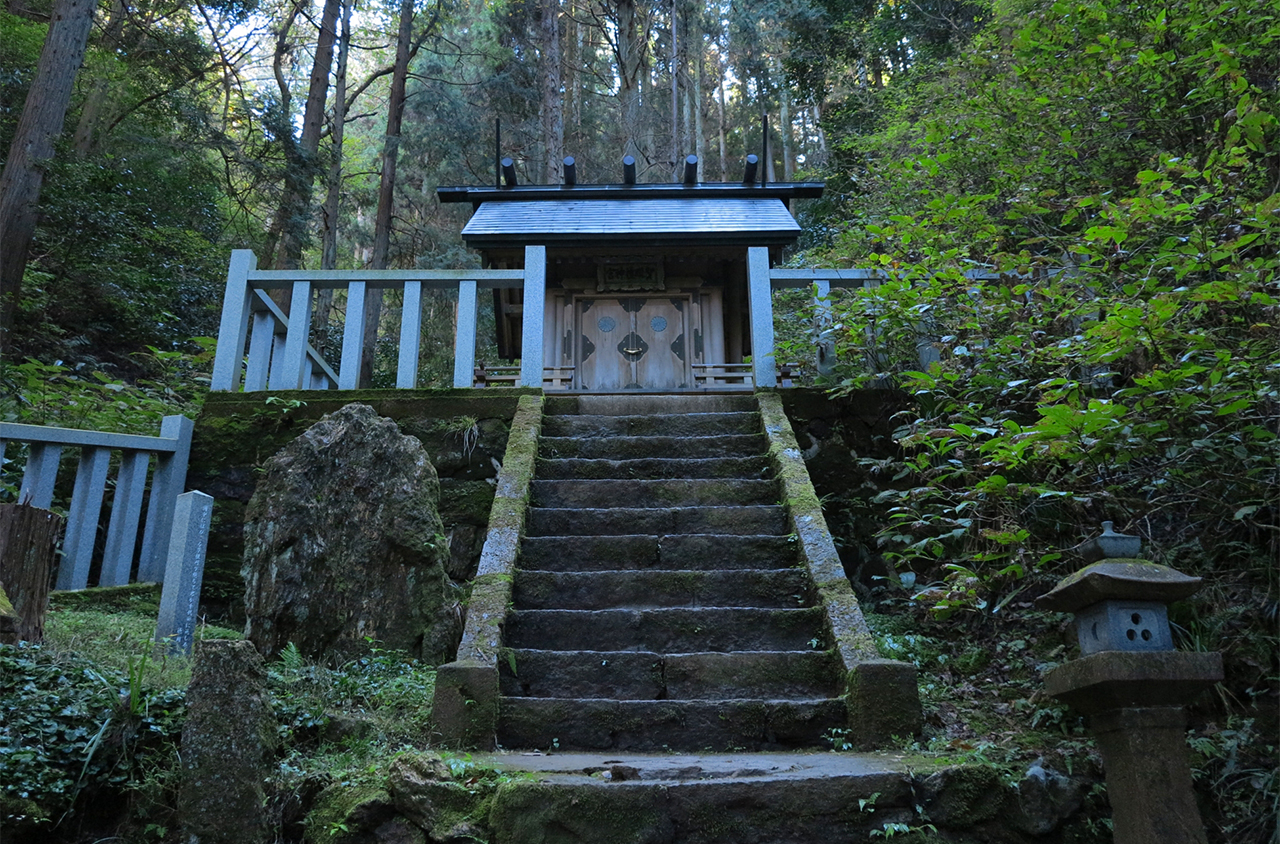 御岩神社 かびれ神宮
