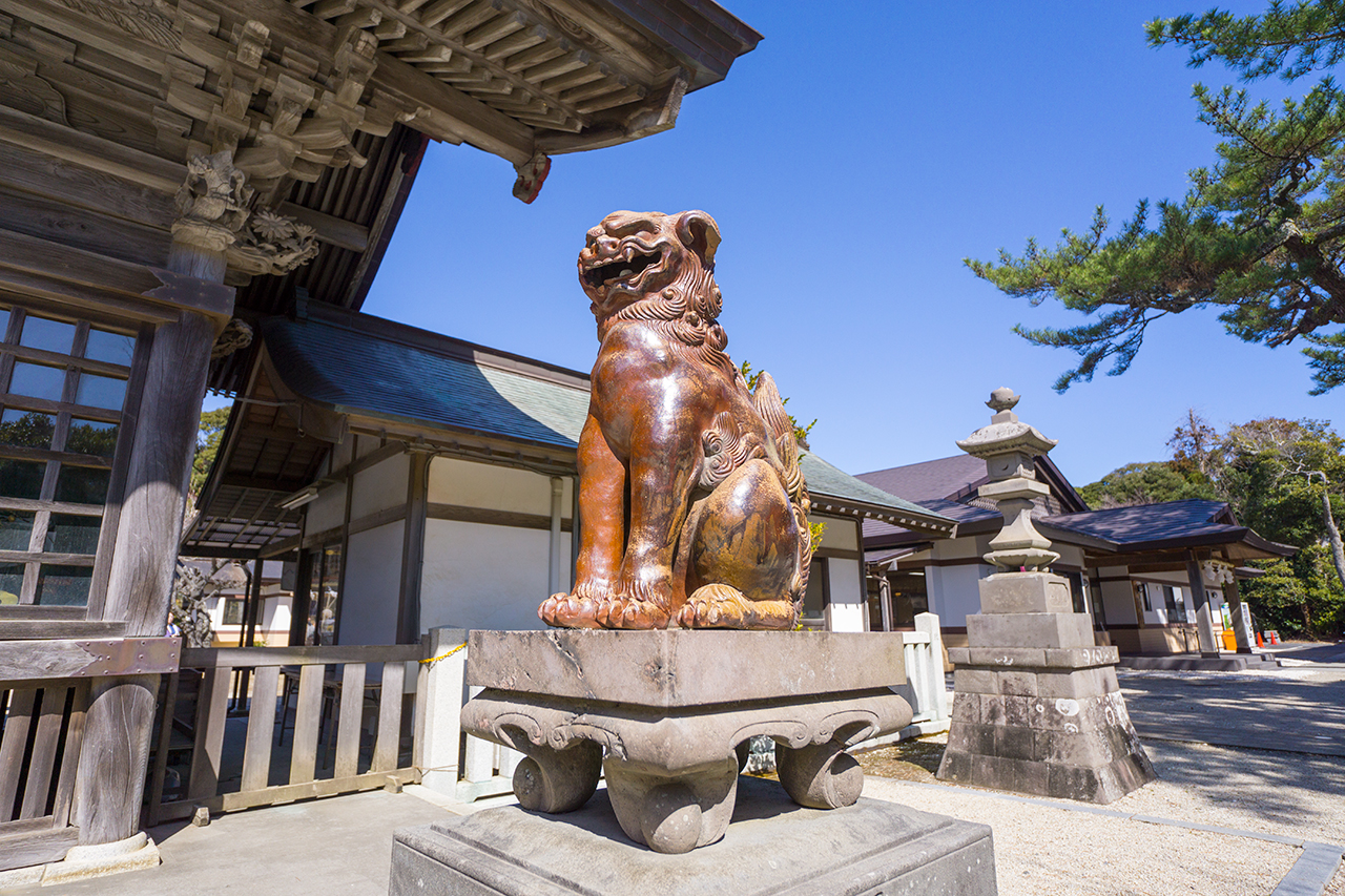 大洗磯前神社 随神門 備前焼の狛犬