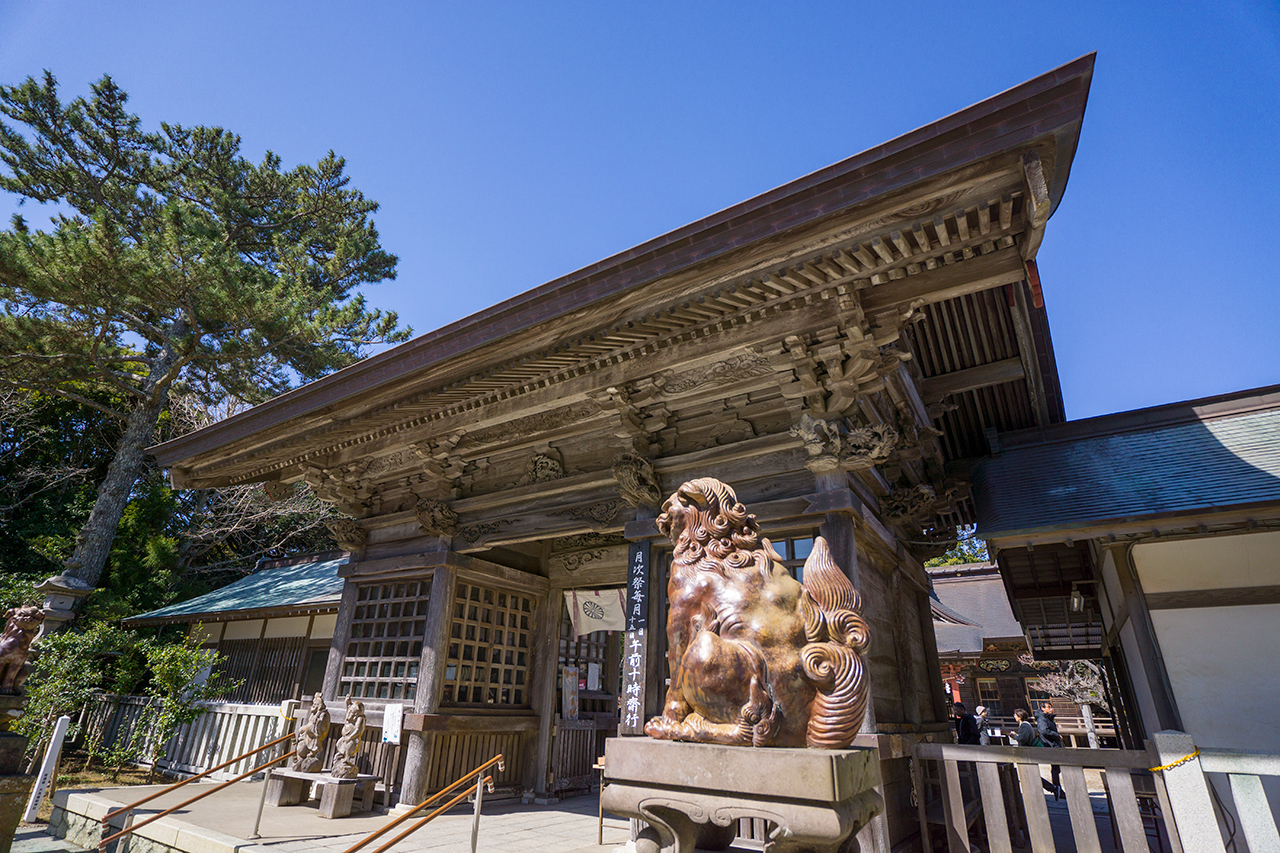 大洗磯前神社 随神門と狛犬