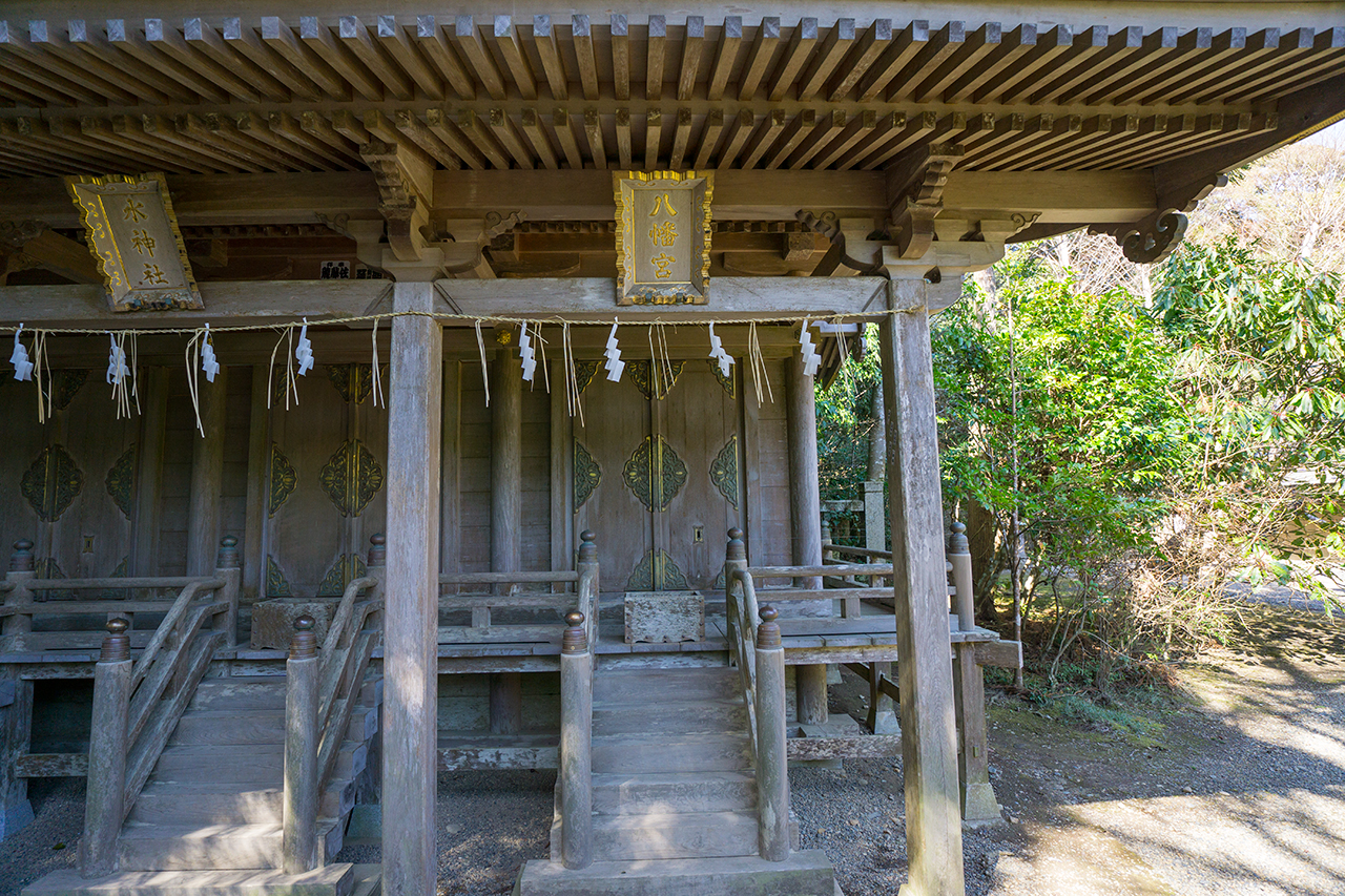 大洗磯前神社 末社併合奉斎殿(西殿) 八幡宮