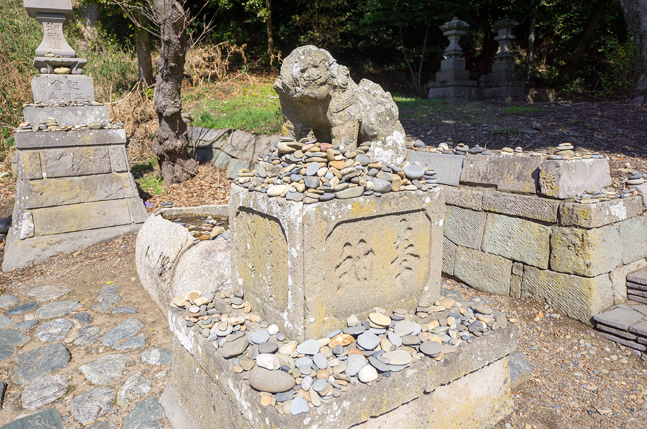 大洗磯前神社 二の鳥居近くの狛犬