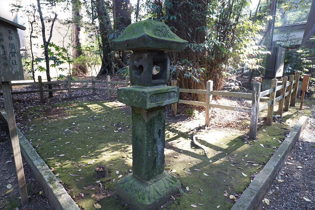 恋愛成就の燈籠