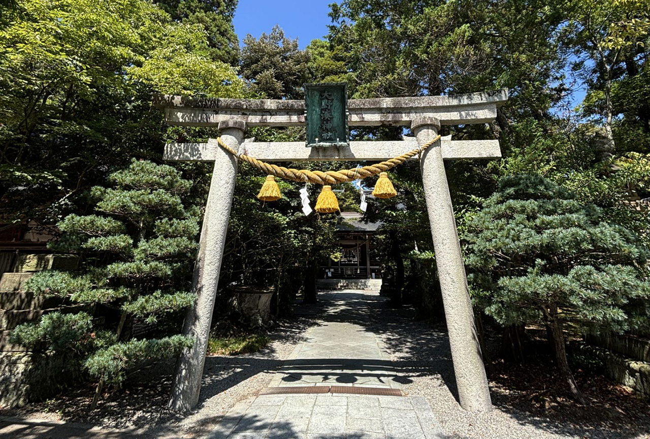 鳥居
