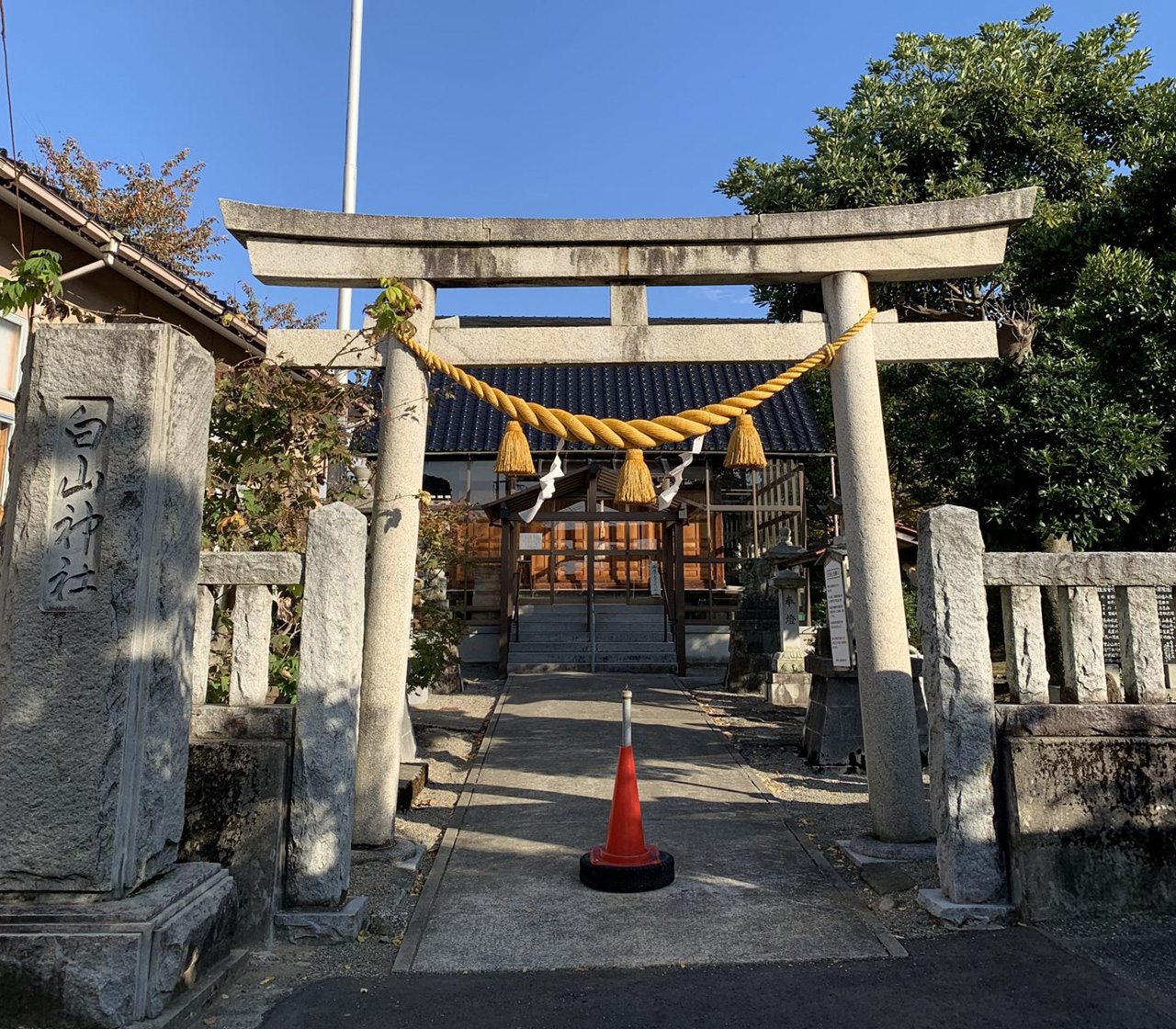 鳥居