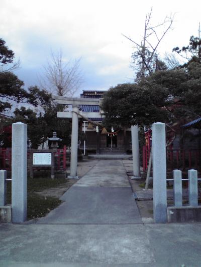 加賀神社 鳥居と拝殿