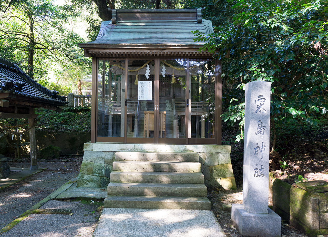 粟島神社 社殿
