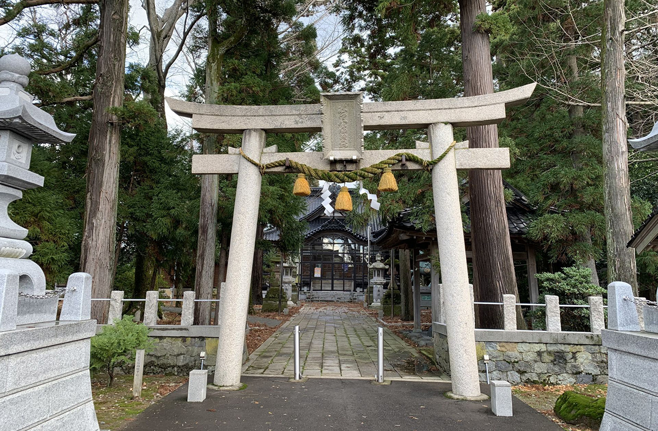 鳥居