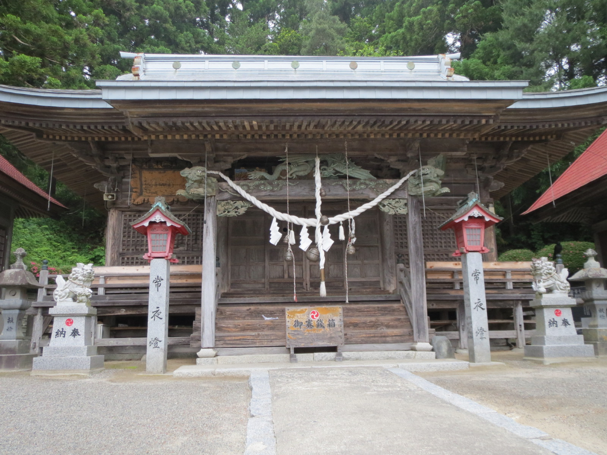 拝殿