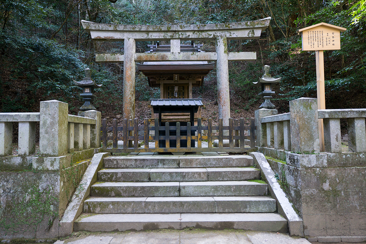 常盤社 鳥居と社殿