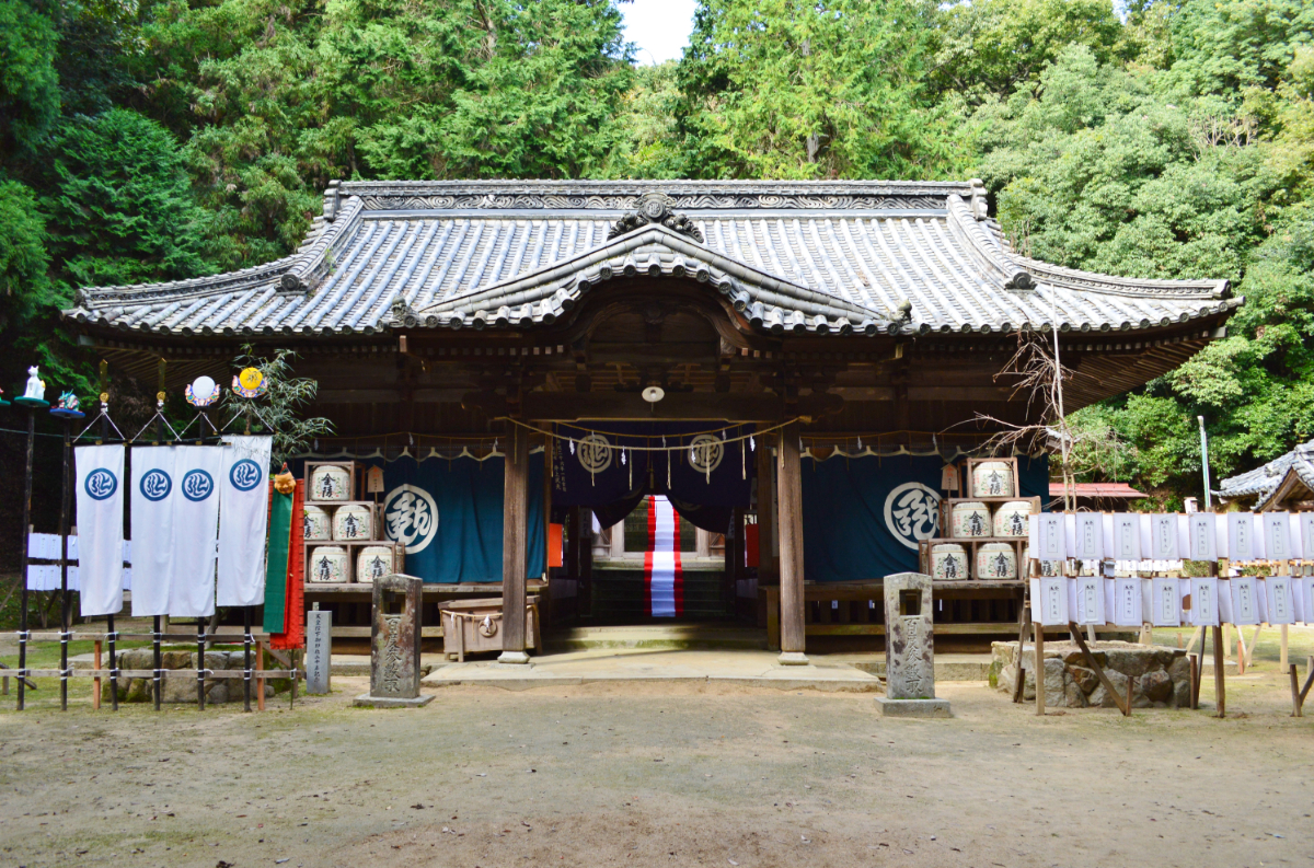 拝殿