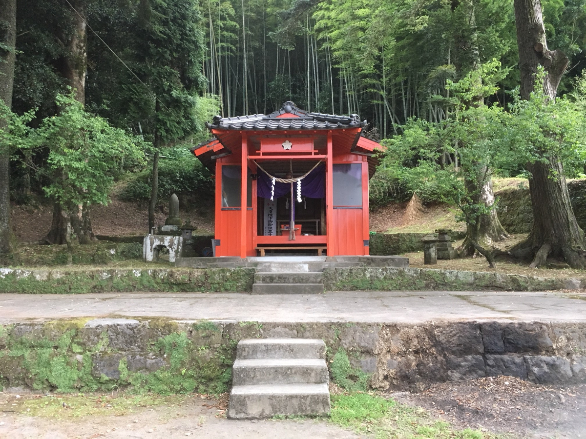 拝殿