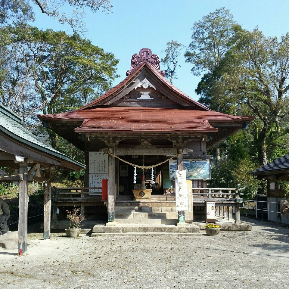 拝殿