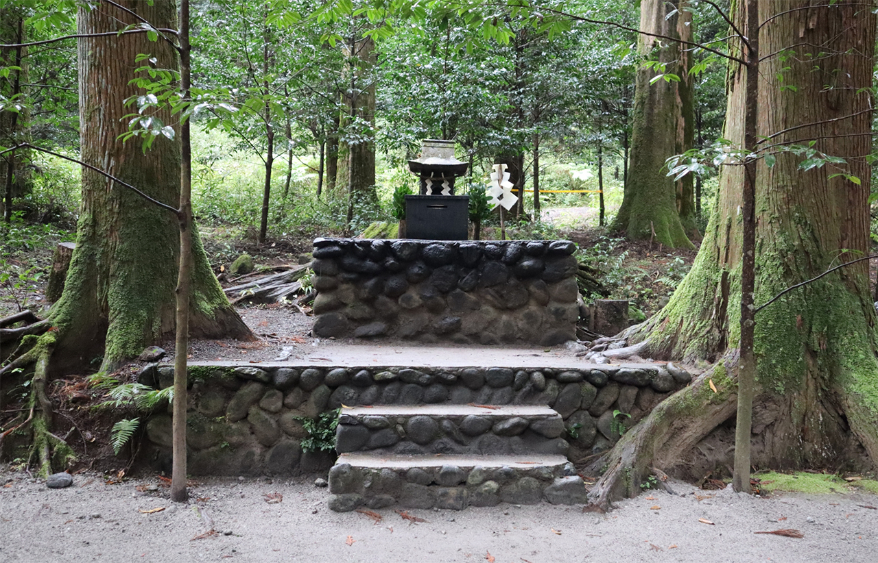 山神社 社殿