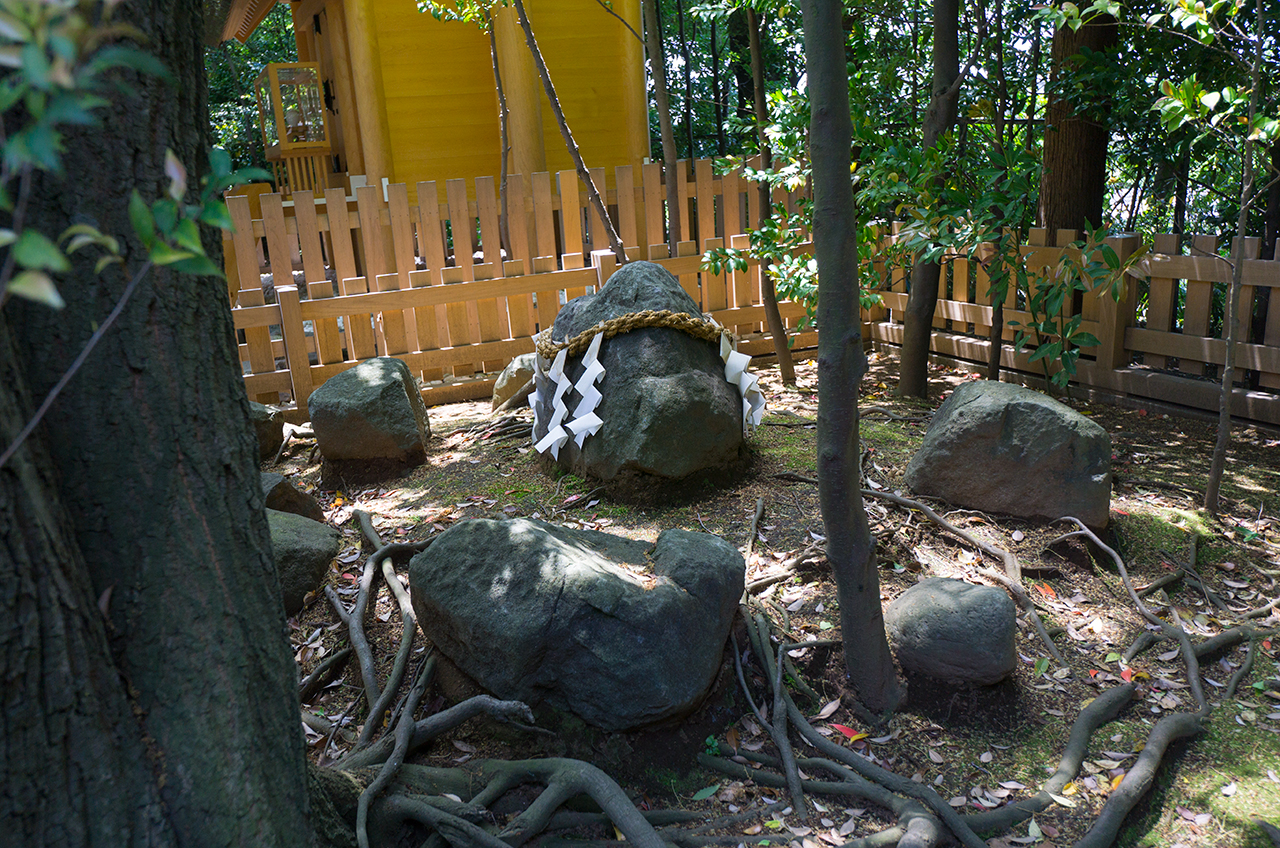 大神神社 磐座