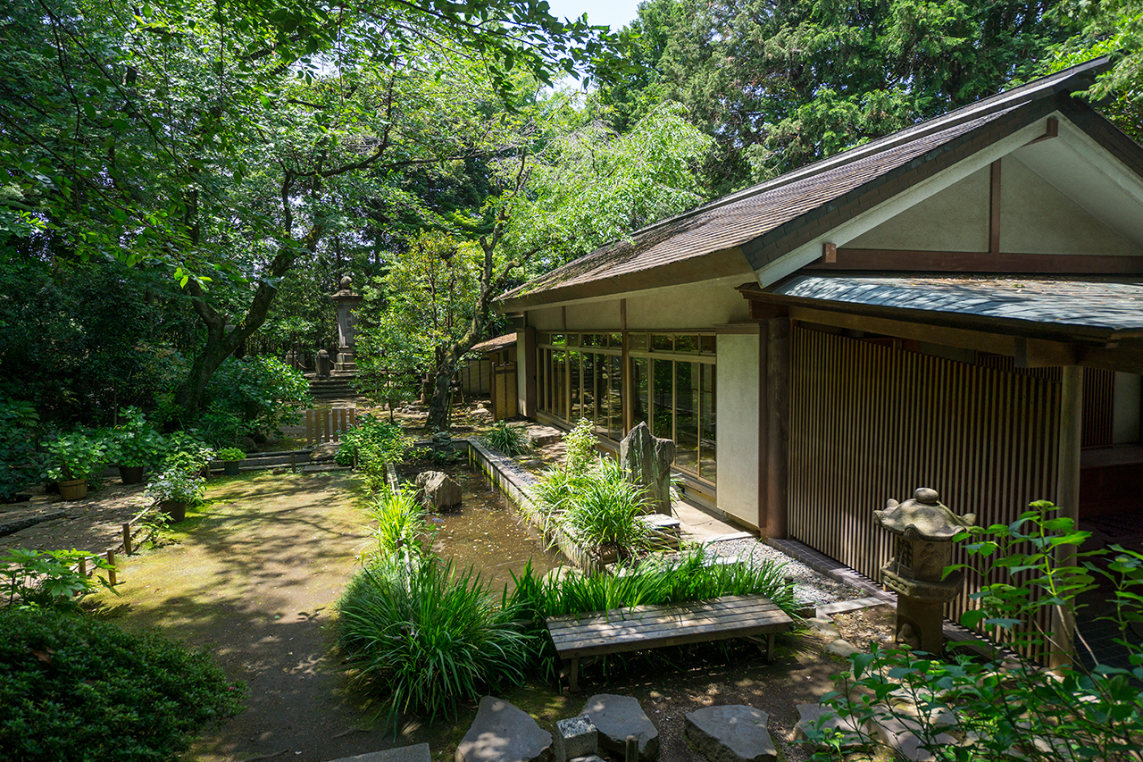 水神宮と庭園