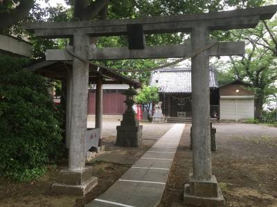 五反田神社 鳥居と拝殿