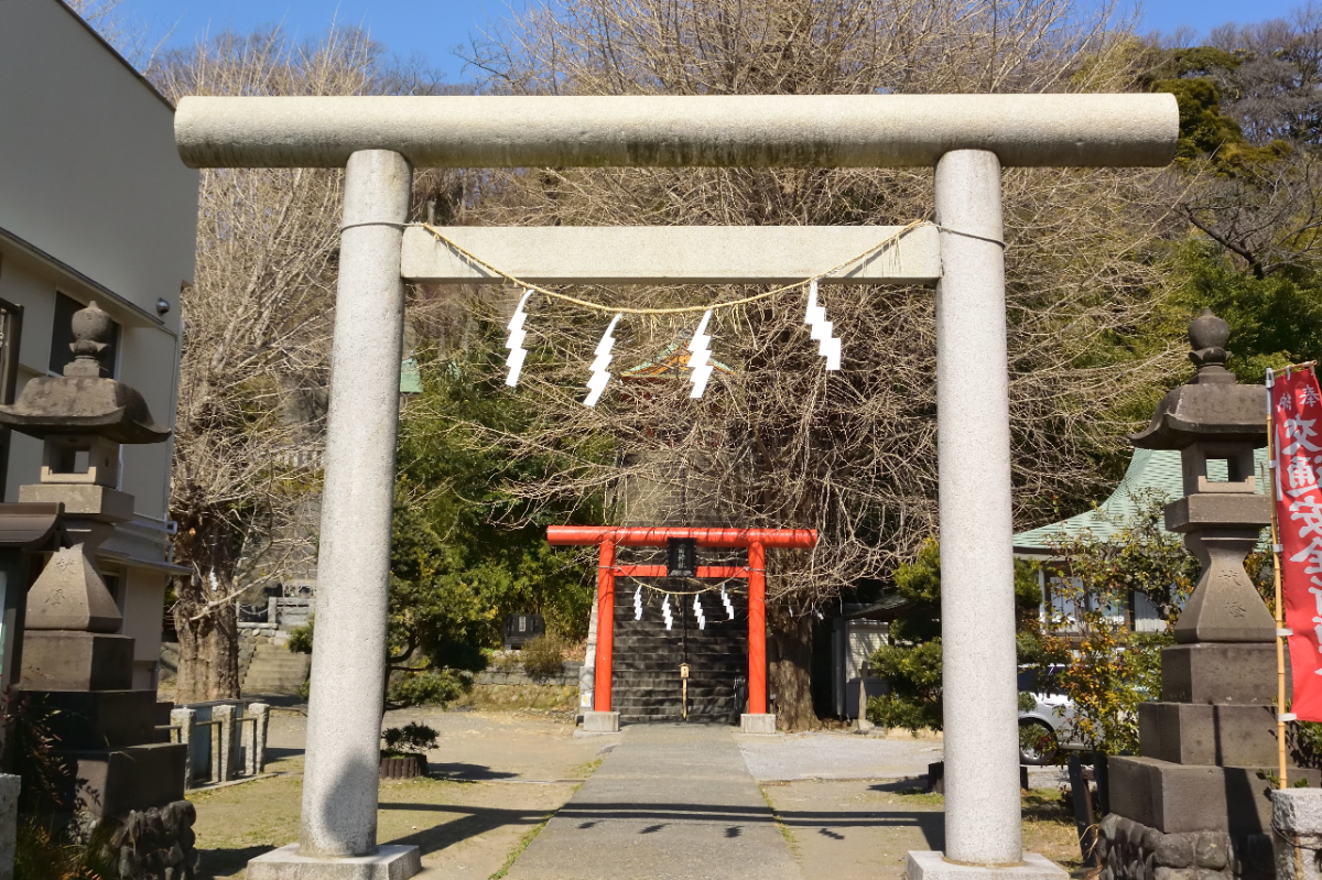 鳥居