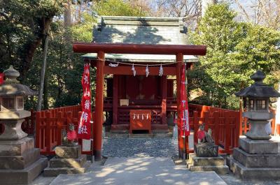 鶴岡八幡宮 丸山稲荷社 社殿