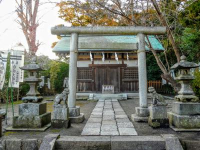 白旗神社 鳥居と拝殿