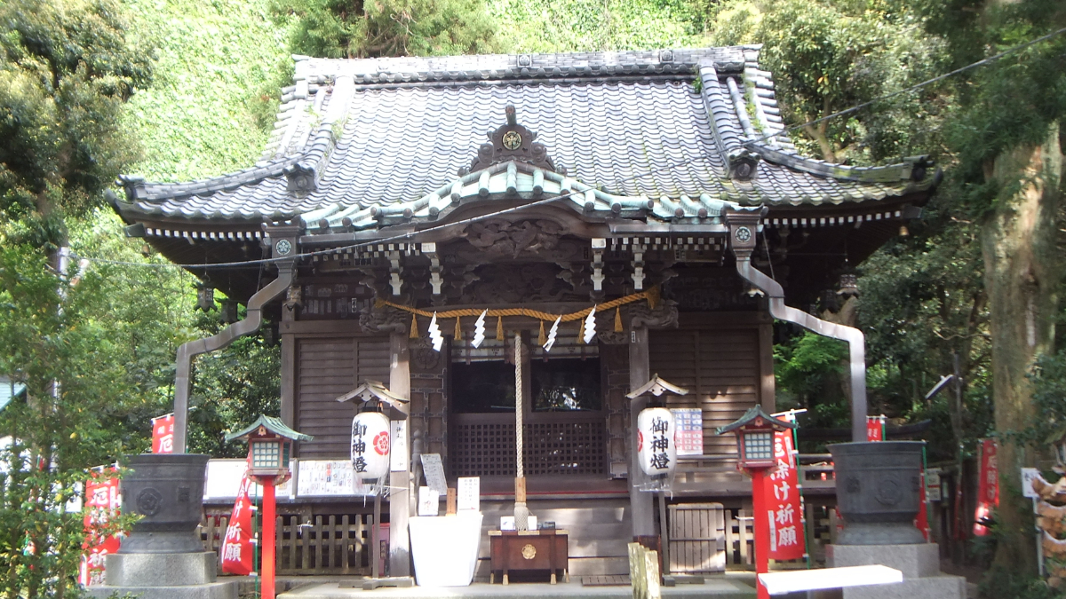 拝殿