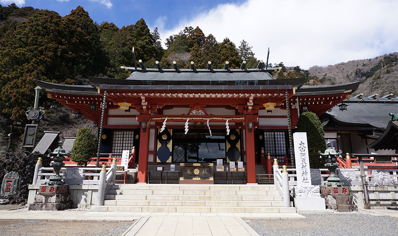 大山阿夫利神社 下社 拝殿
