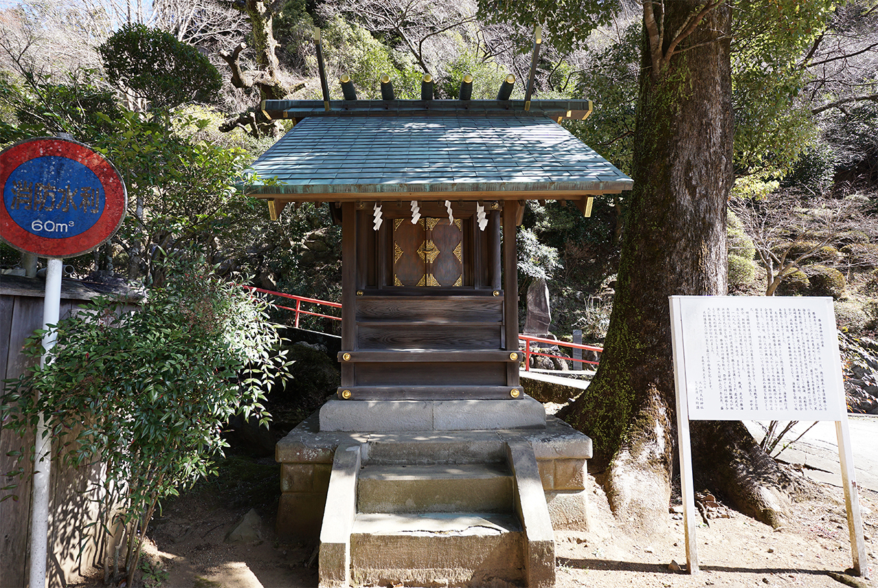 勝海舟神社 社殿