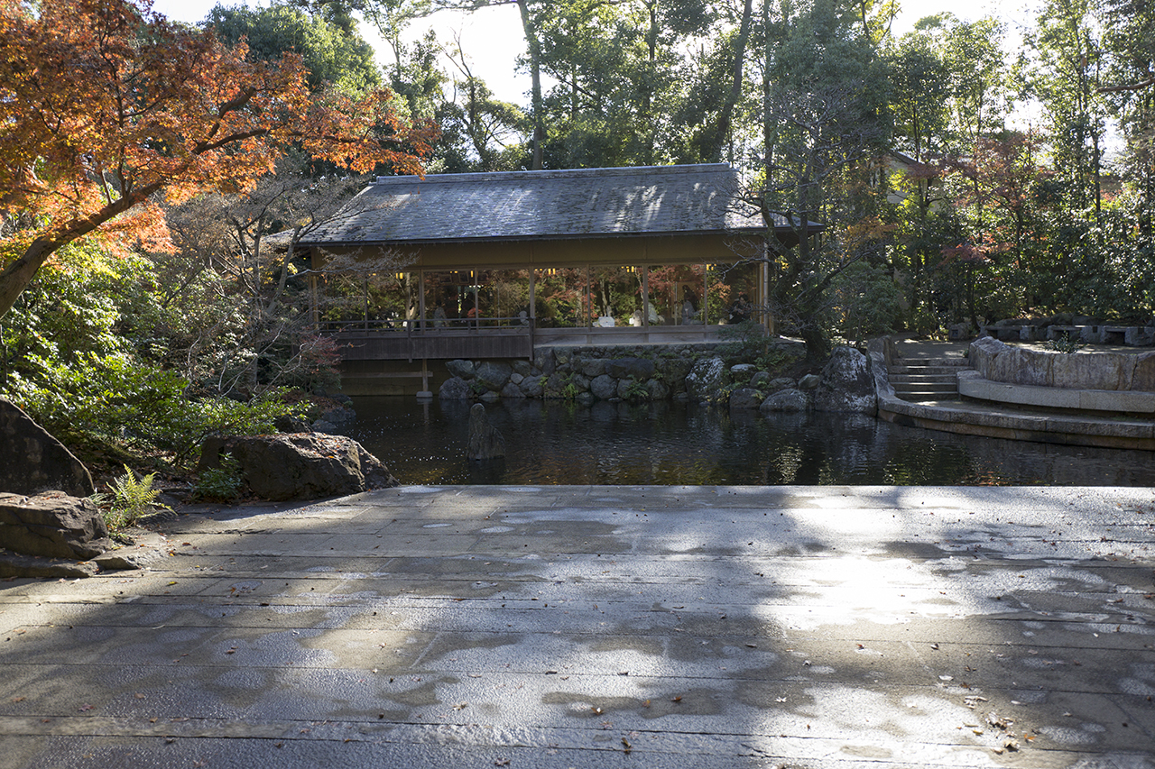 神嶽山神苑 石舞台