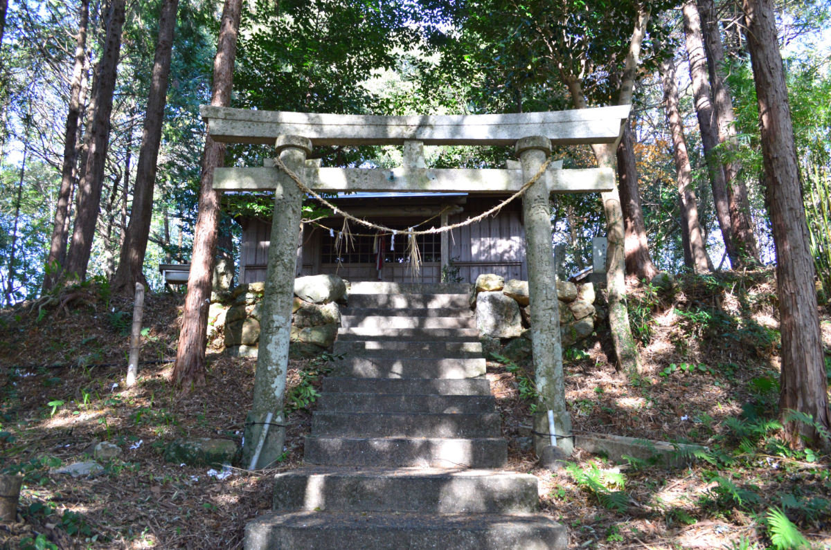 鳥居