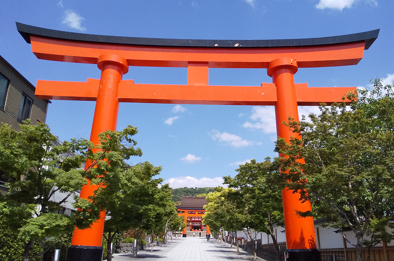 伏見稲荷大社の参道