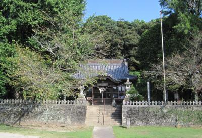 郡浦神社 拝殿