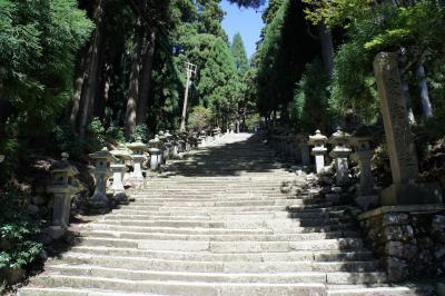 愛宕神社 御本殿へつづく階段