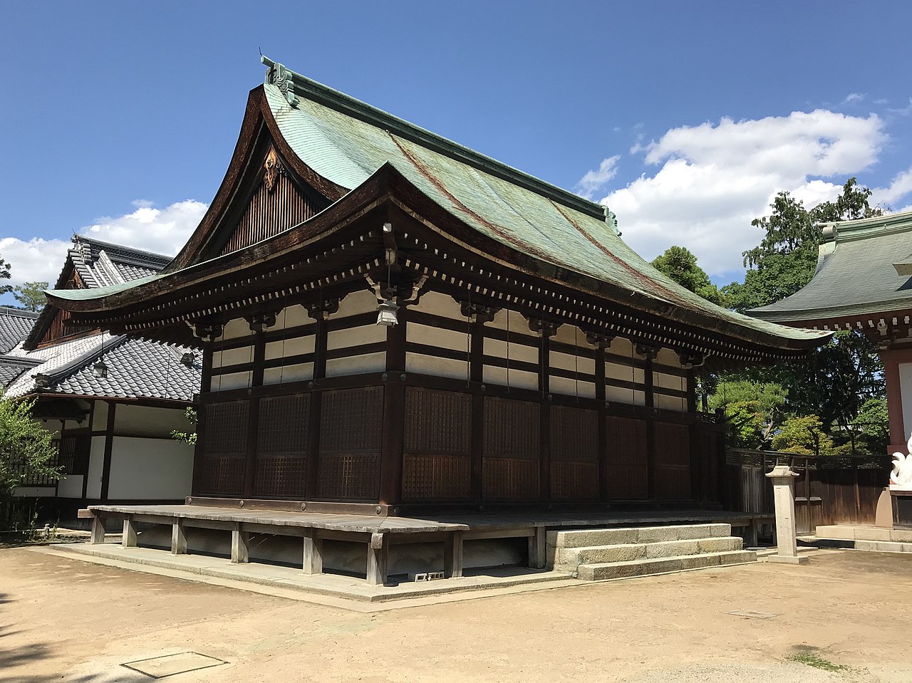 神楽殿 正面