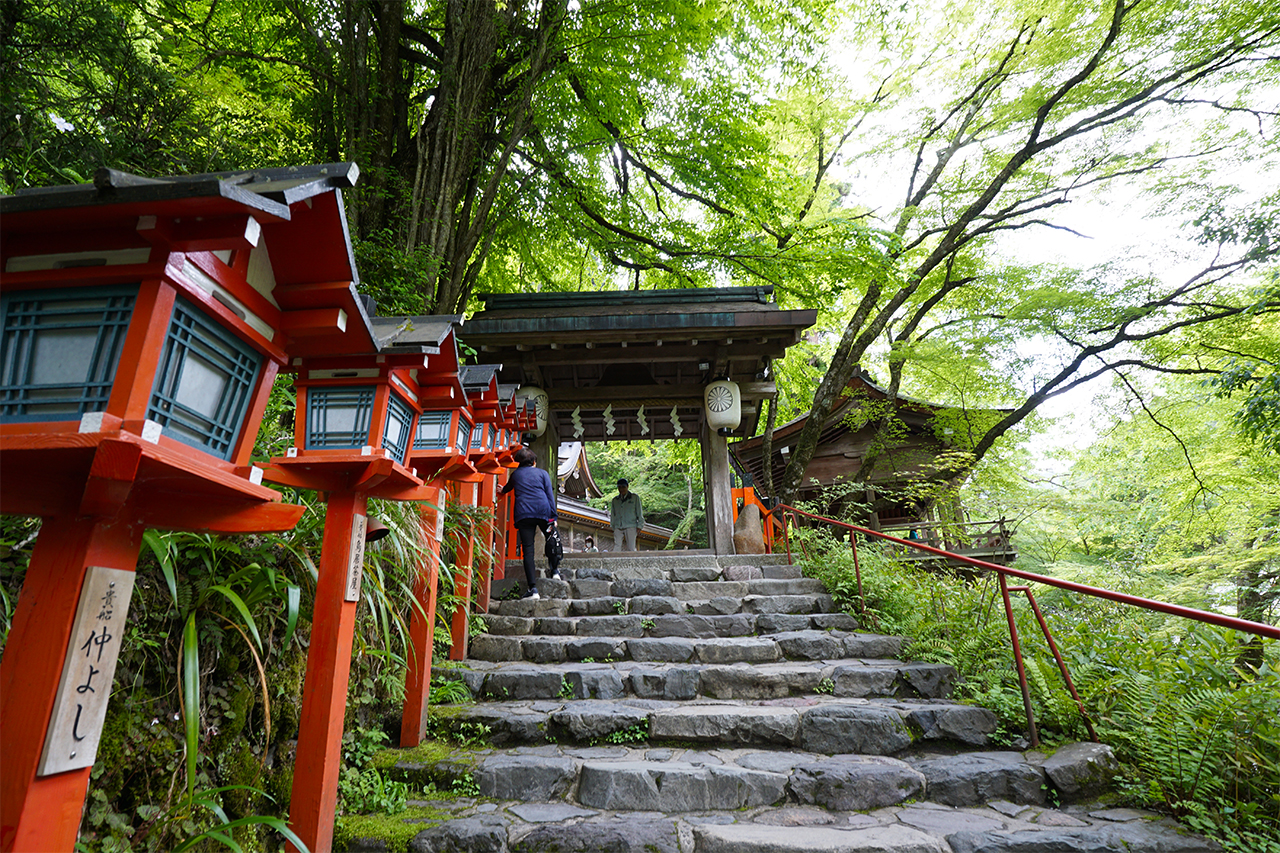 表参道・春日灯籠