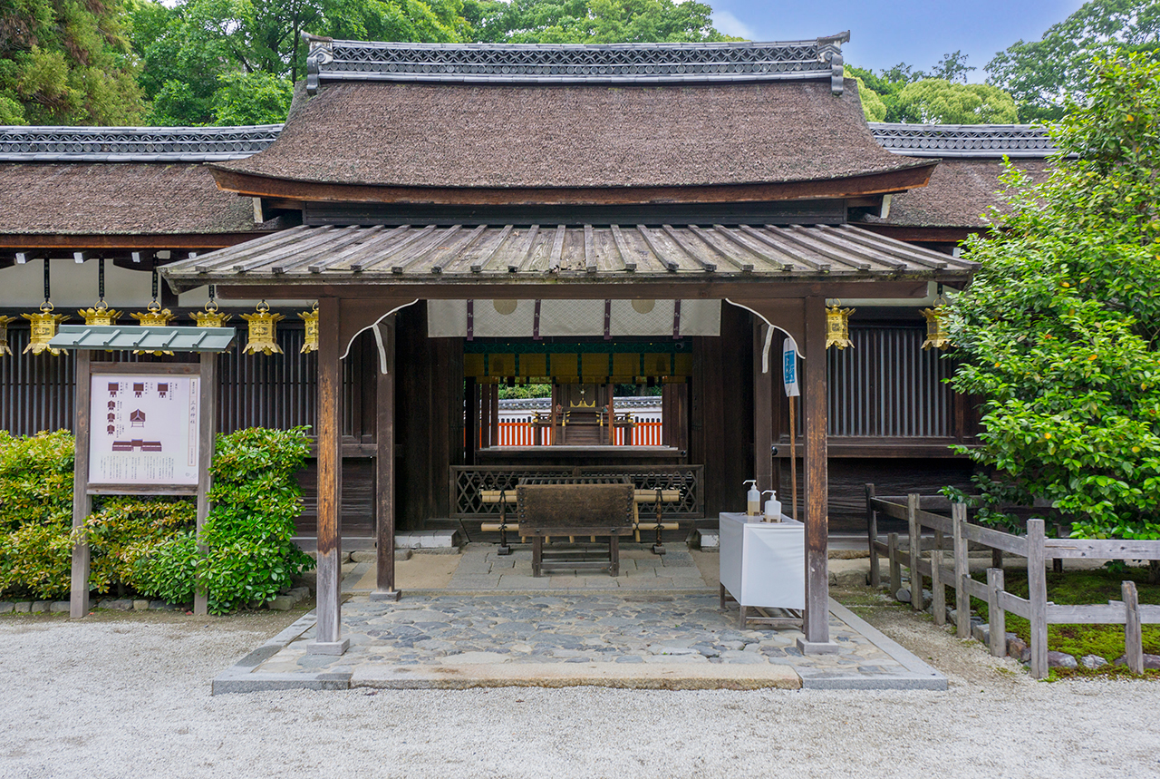 三井神社 神門