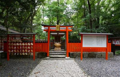 下鴨神社(賀茂御祖神社) 雑太社 鳥居と社殿