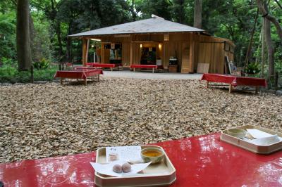 下鴨神社(賀茂御祖神社) 休憩処　さるや
