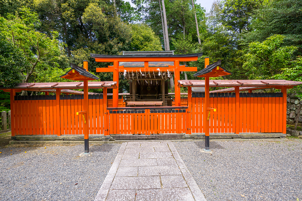 吉田神社 菓祖神社 社殿