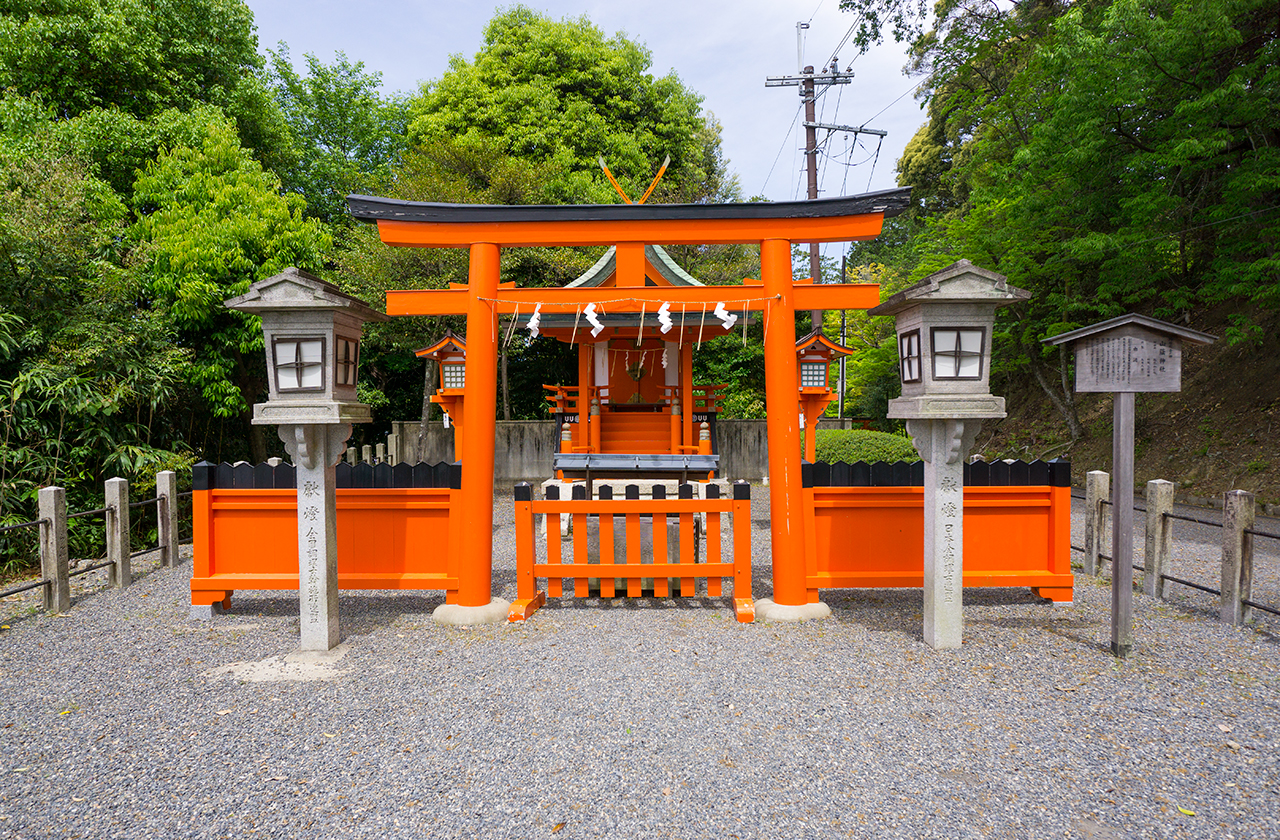 吉田神社 山陰神社 社殿