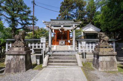 吉田神社 吉田神社 今宮社 鳥居と社殿