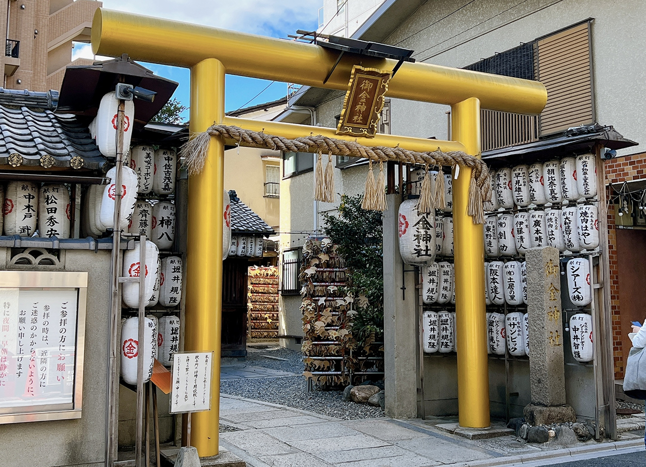 金の鳥居