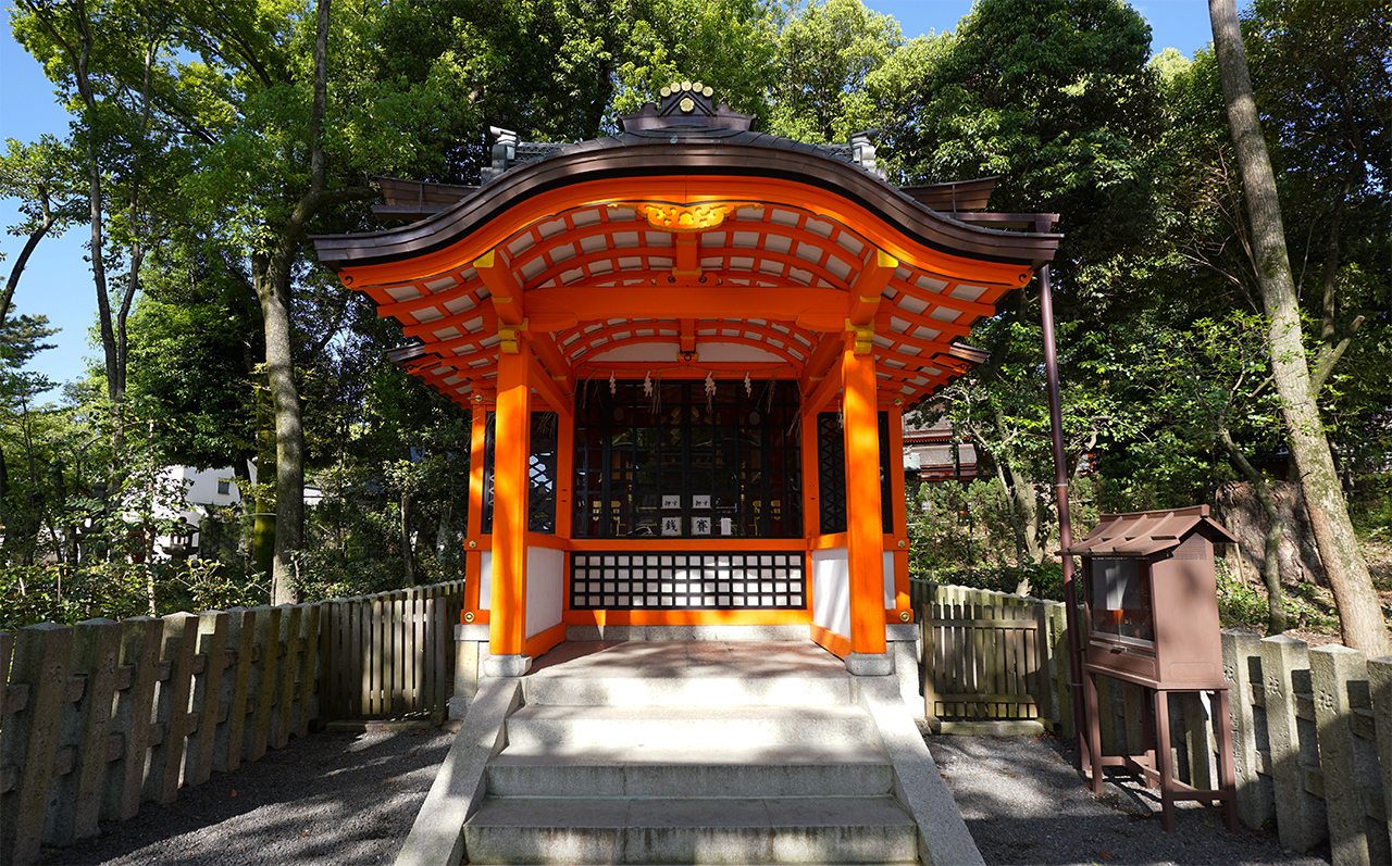 疫神社 社殿