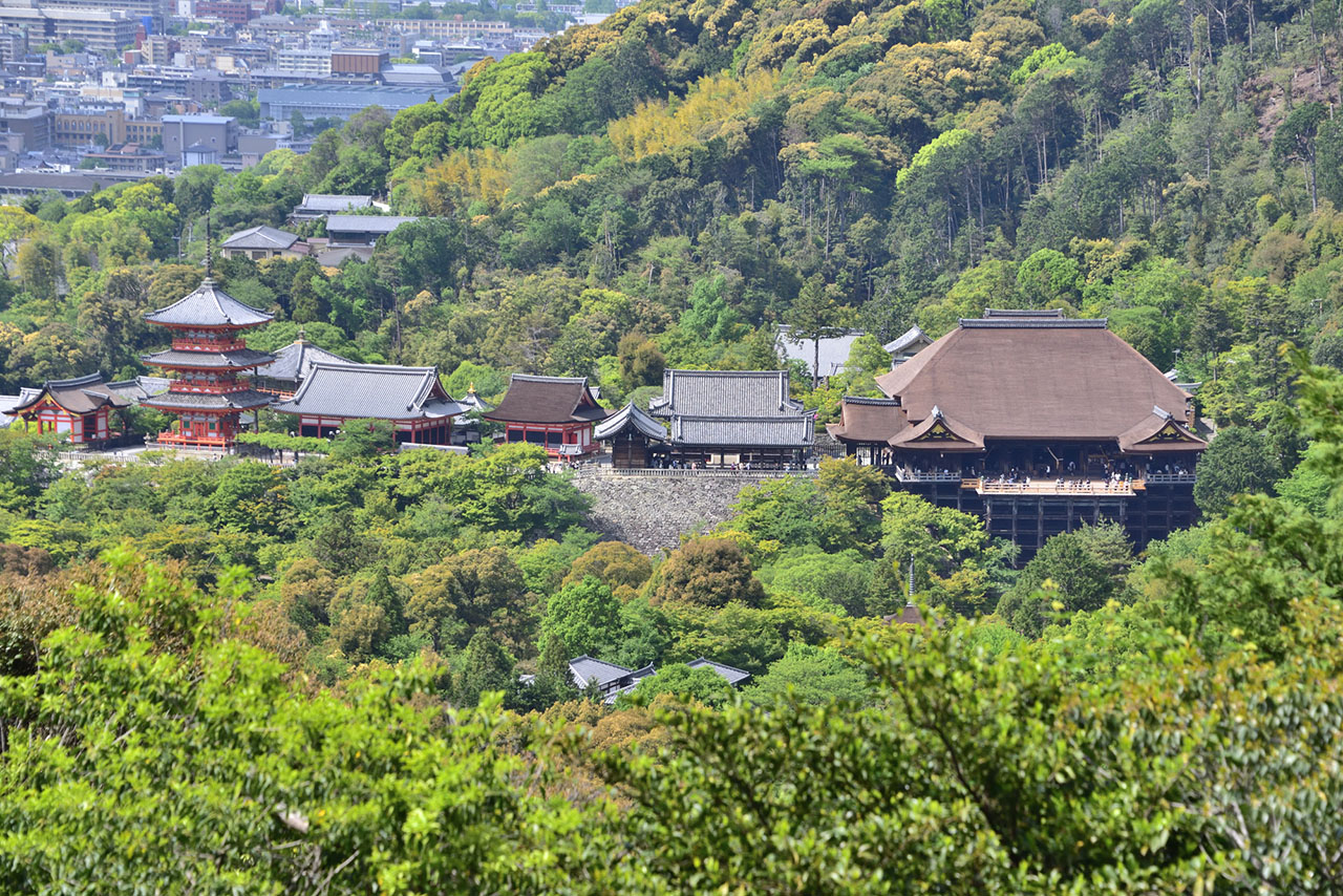 阿弥陀ヶ峰山頂から見える景色