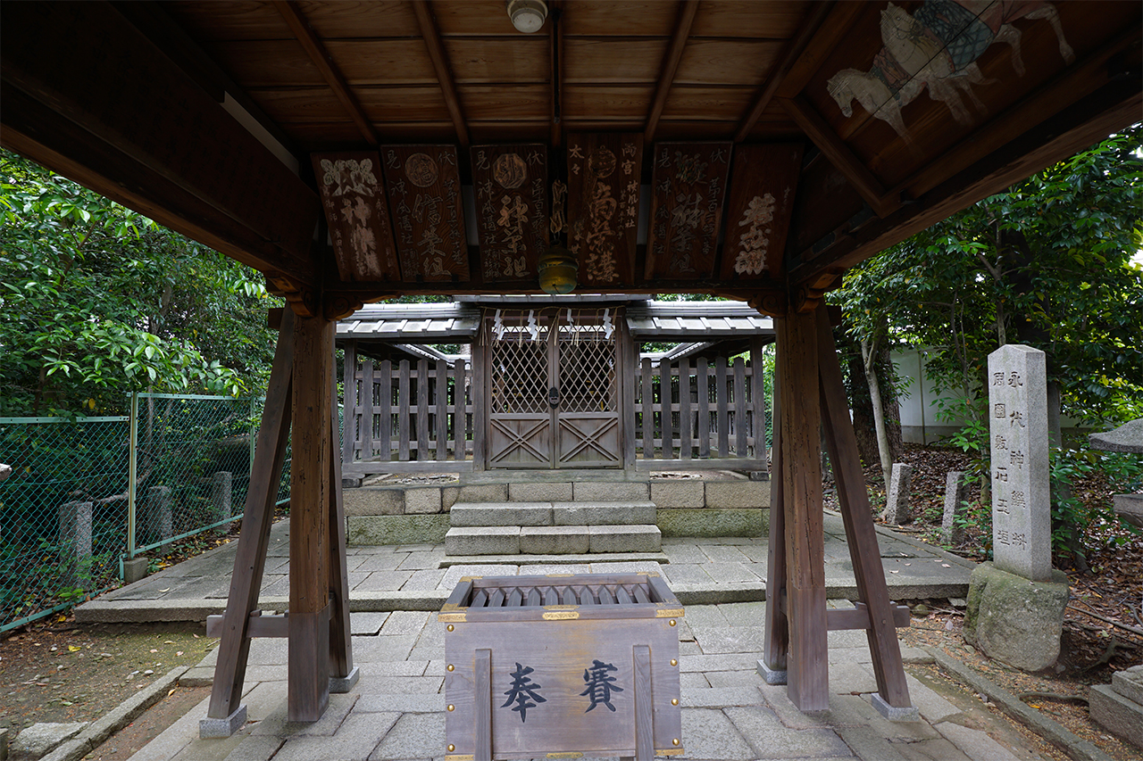 大神宮 拝殿と本殿